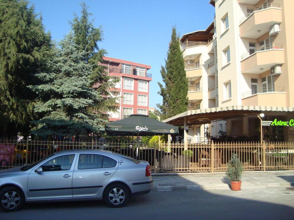 Hotel Astra Ravda Exterior photo