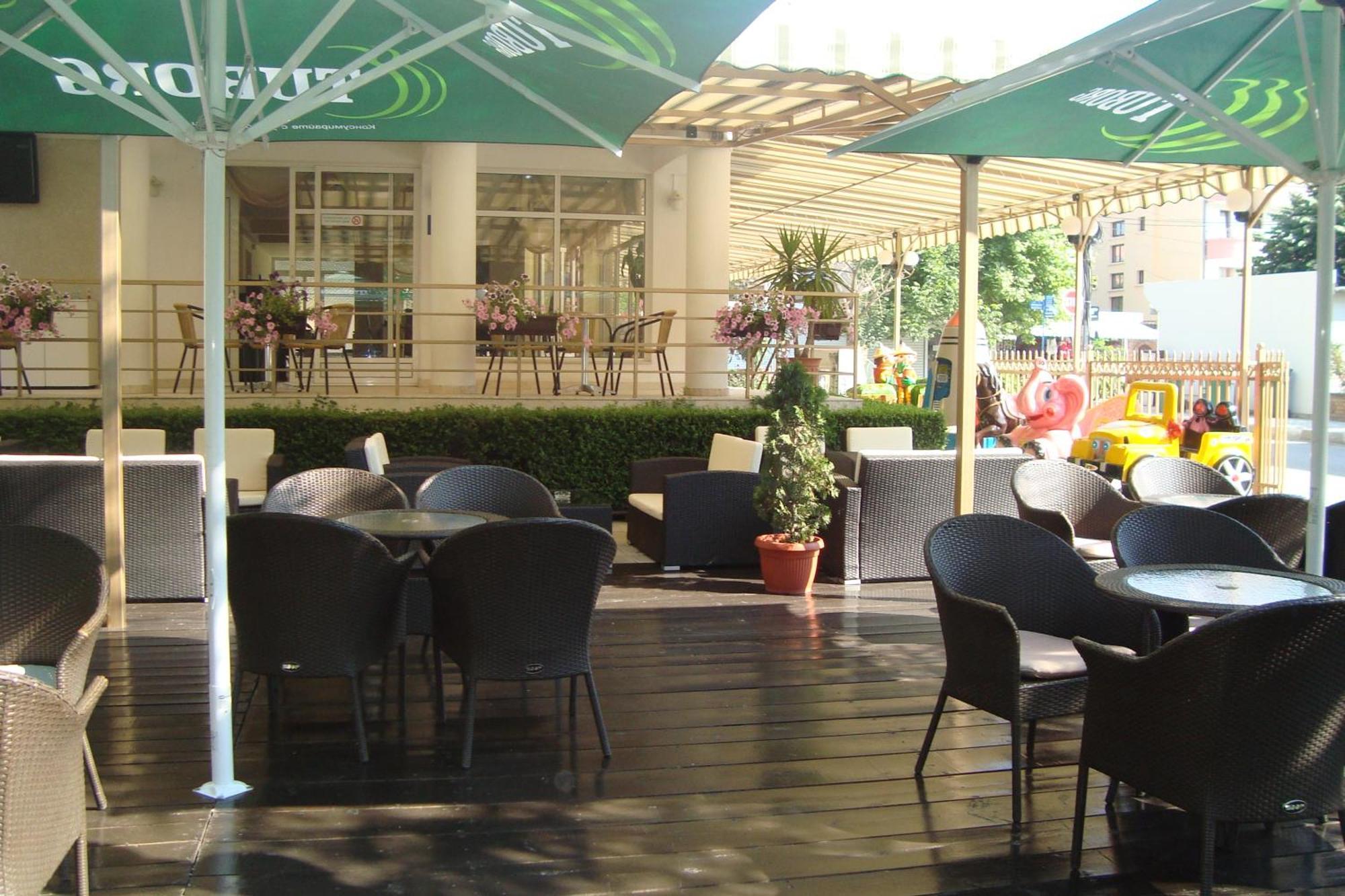 Hotel Astra Ravda Exterior photo